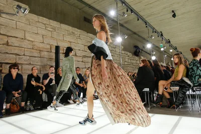 Look 9